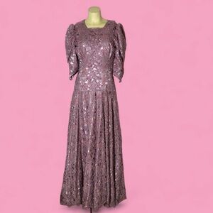 Elegant Pink Lace Women's Dress